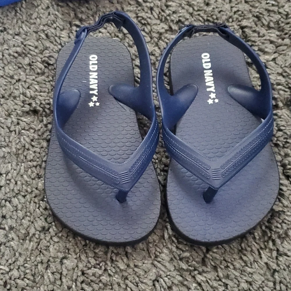 Toddler Sandals/Water Shoes Bundle Size Various - Picture 14 of 17